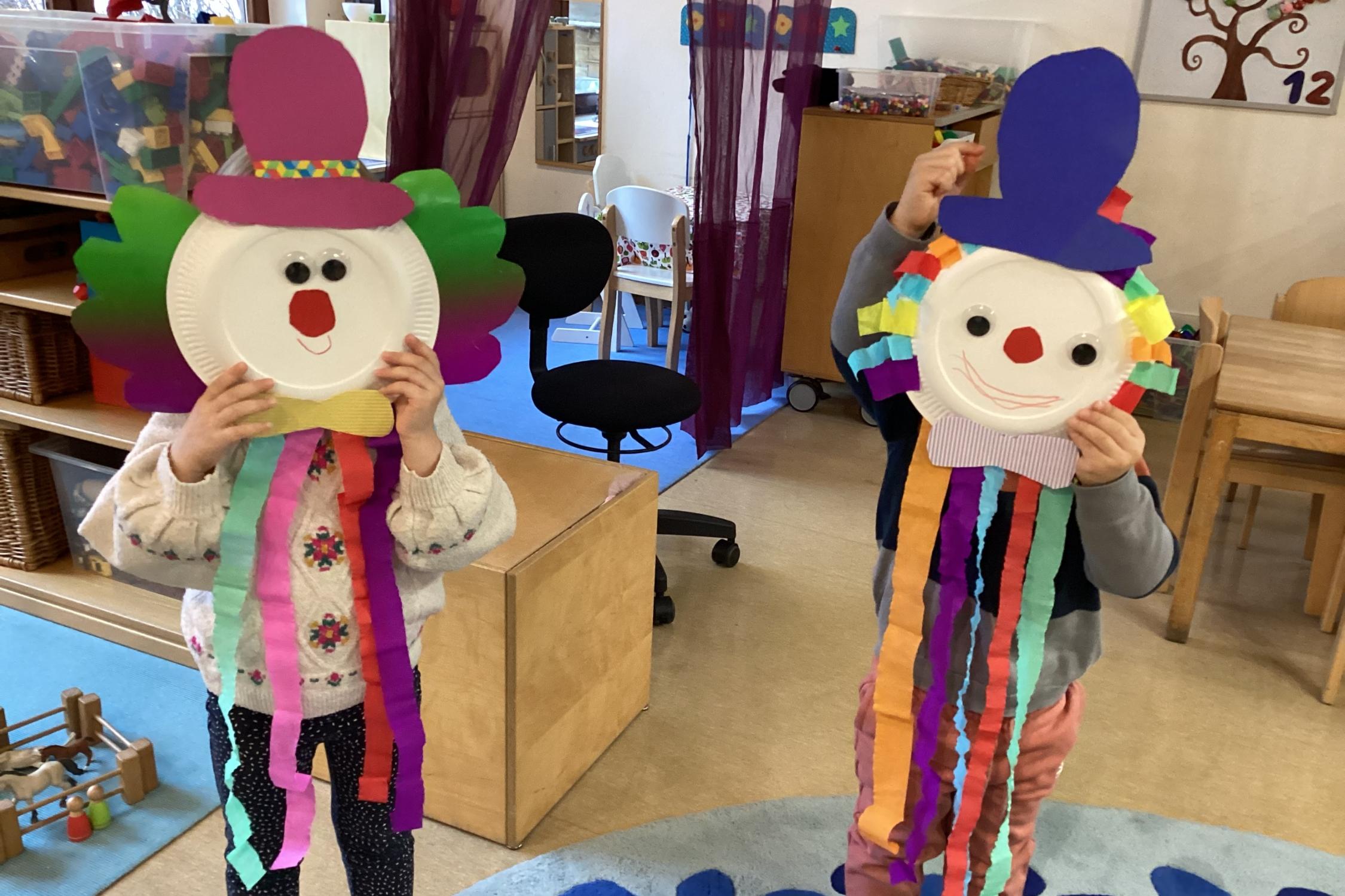 Bastelarbeiten zu Fasching 2026